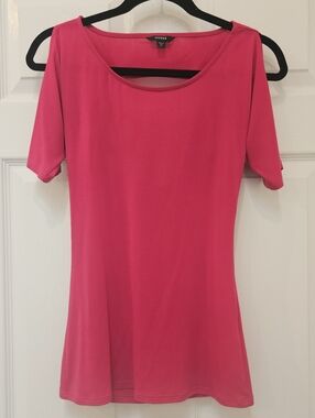 Guess Hot Pink Blouse size XS Cold Shoulder and Open Back